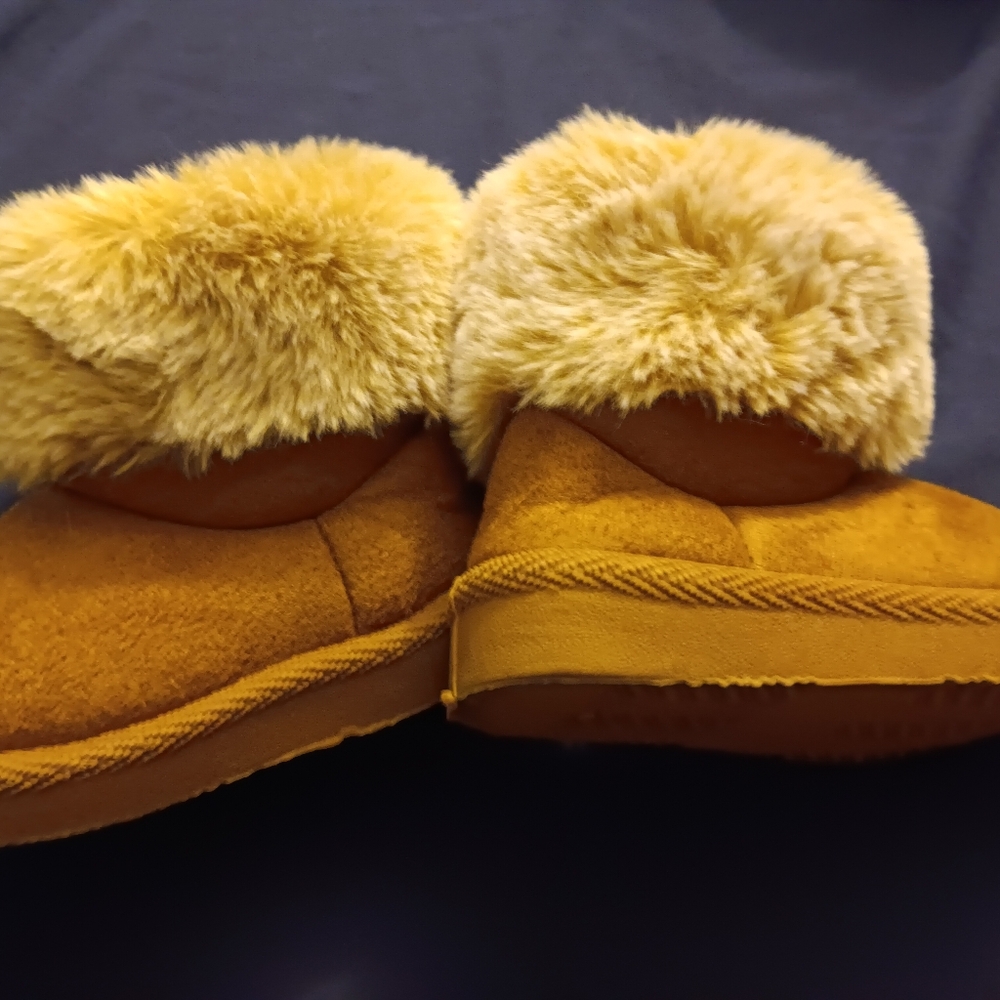 Adorable boots